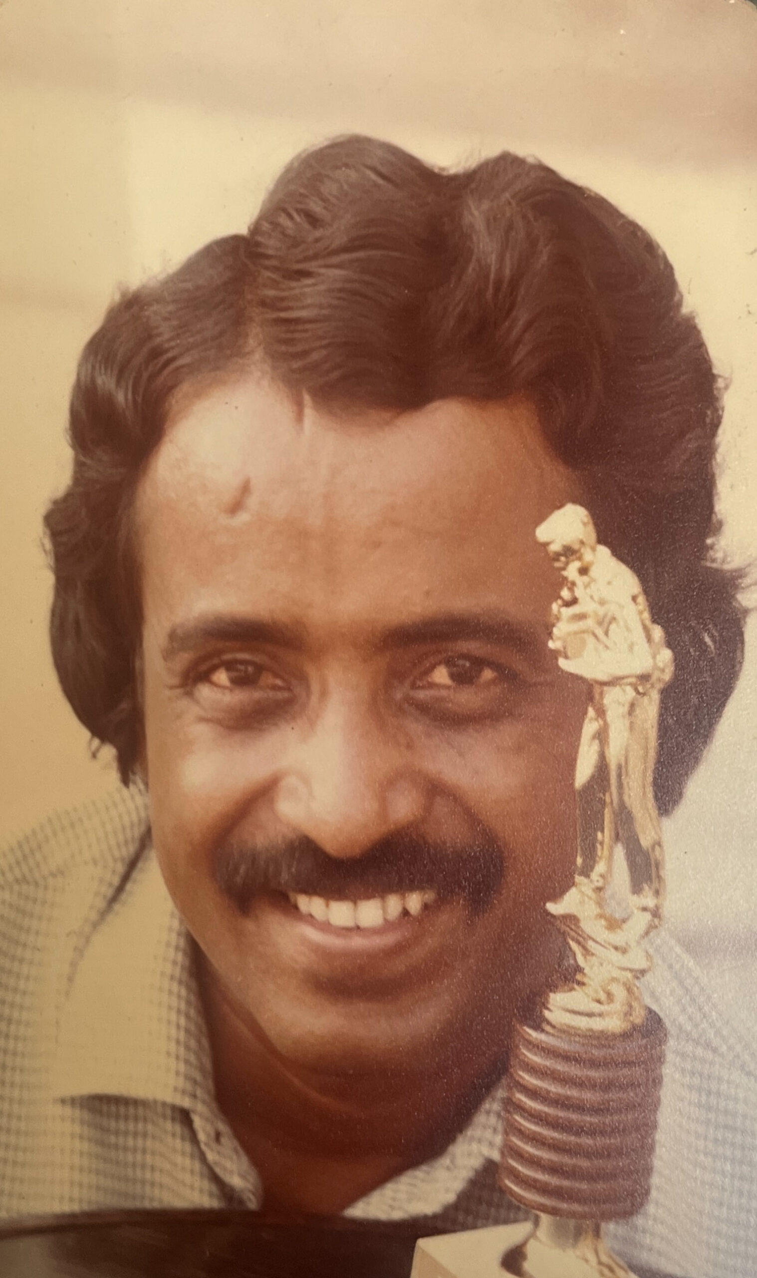 Sham Manchekar with PSA's Chairman Trophy